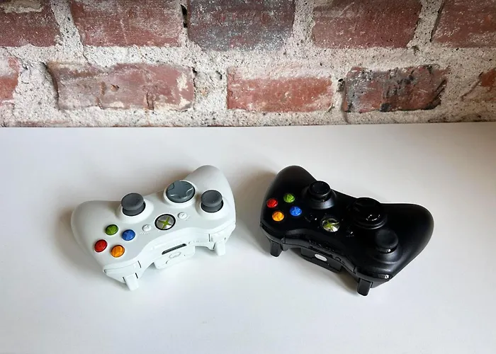 Fantastays - Sunny Cloud Apartment