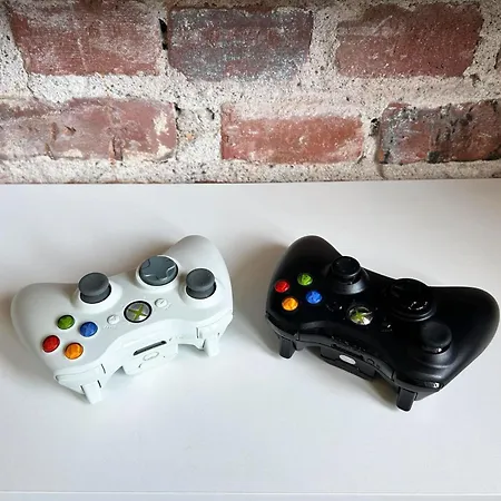 Fantastays - Sunny Cloud Daire